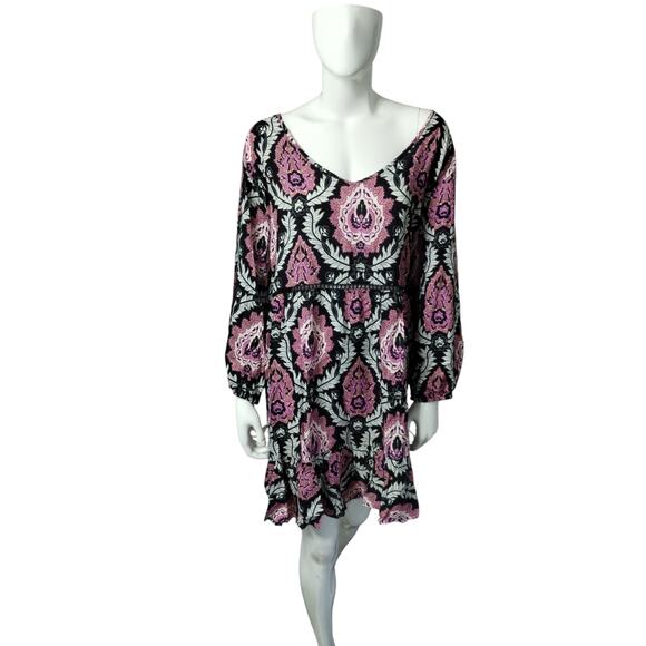 Avenue Women's Plus size 22/24 Floral Medallion Bohemian Mini Dress Flowy Tunic - Picture 2 of 12